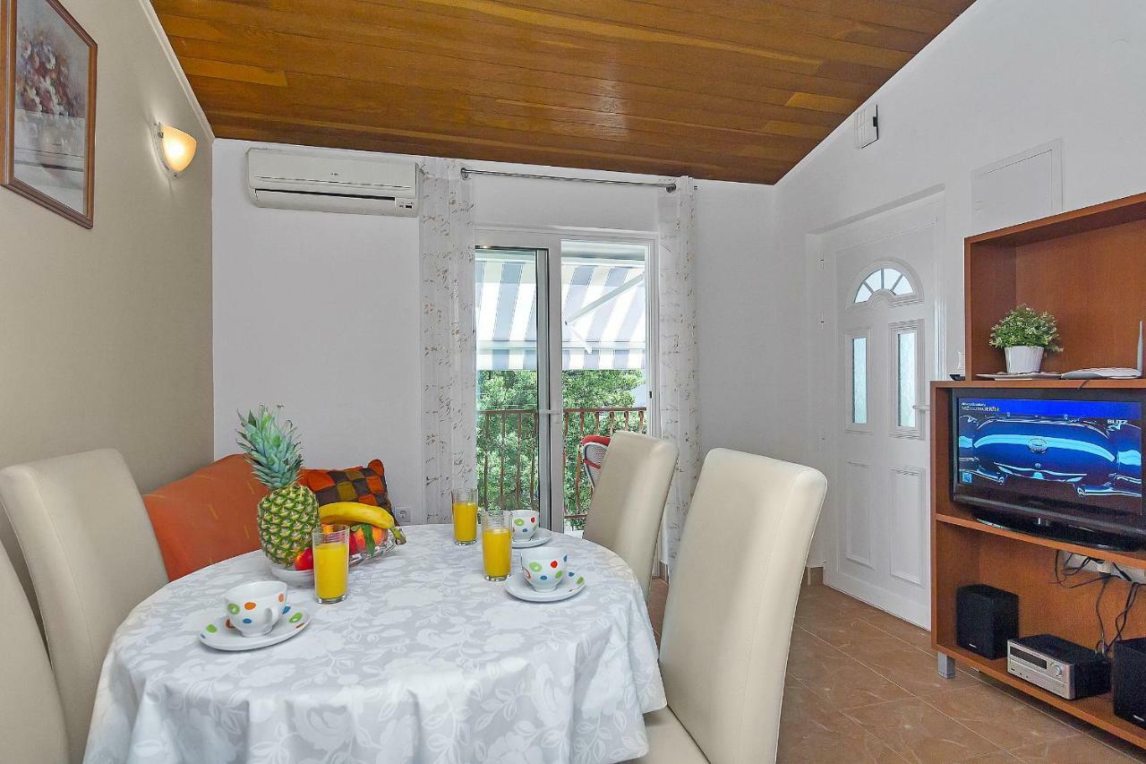 Penzión pre hostí Neven Makarska